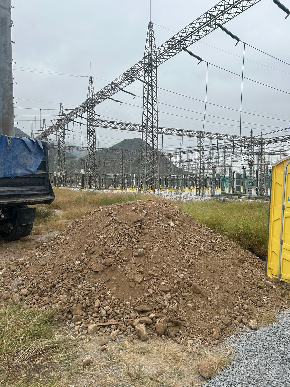 Infraestructura urbana en zona industrial en Escobedo